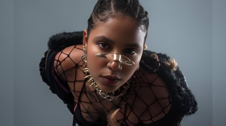 Tokisha lidera entrega de ayuda humanitaria en Gualey tras devastador paso de tormenta Melissa