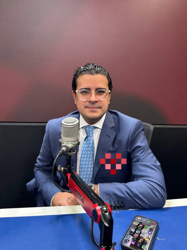 Abogado analiza críticas a contenidos digitales emergentes en el país