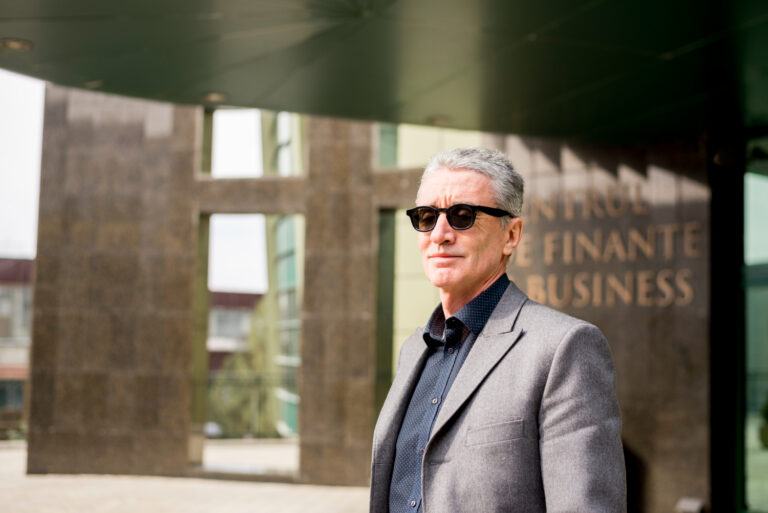 #Salud: Un multimillonario revela el único campo en el que la Generación Z debería centrarse si quiere ser rica