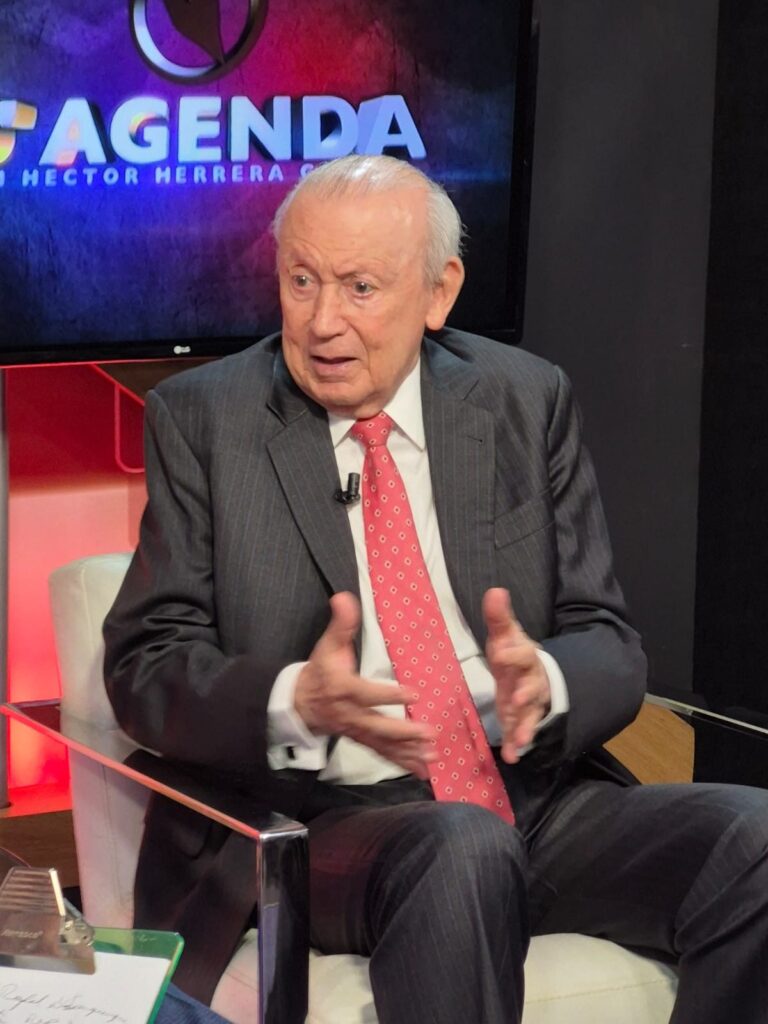 Rafael Alburquerque: Marcharemos el día 30 para protestar porque el país marcha como un barco a la deriva