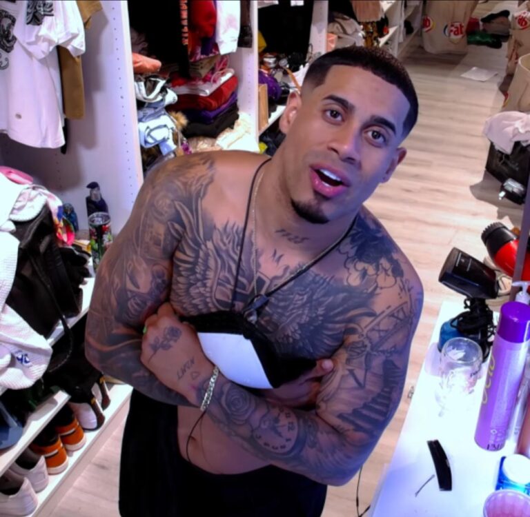 Michael Flores genera debate tras declararse “estratega” en La Casa de Alofoke 2