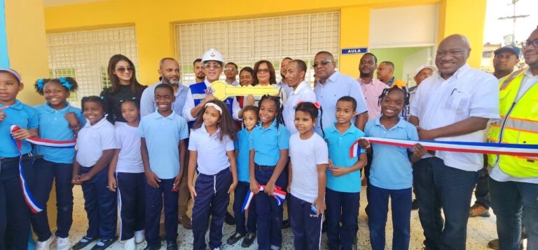 Infraestructura Escolar entrega tres nuevos centros educativos en Bayaguana, Monte Plata