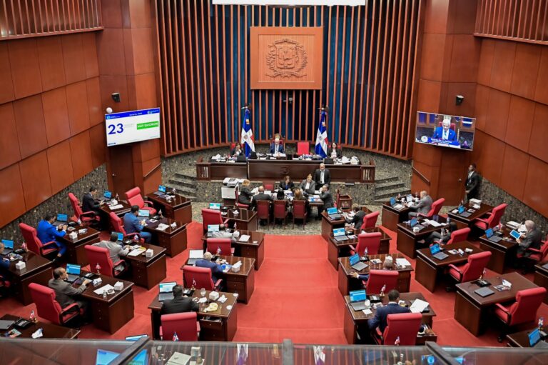 Senado aprueba en primera lectura ley que crea el Colegio de Contadores Públicos Autorizados de la República Dominicana