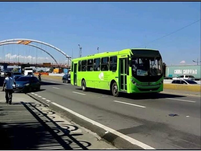 OMSA ofrece transporte gratuito hasta las 11:00 PM para usuarios afectados por falla en Metro y Teleférico