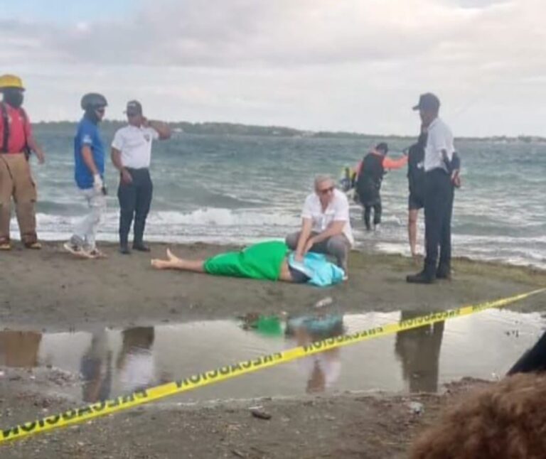 Madre y su hijo mueren ahogados en la playa Las Salinas de Baní