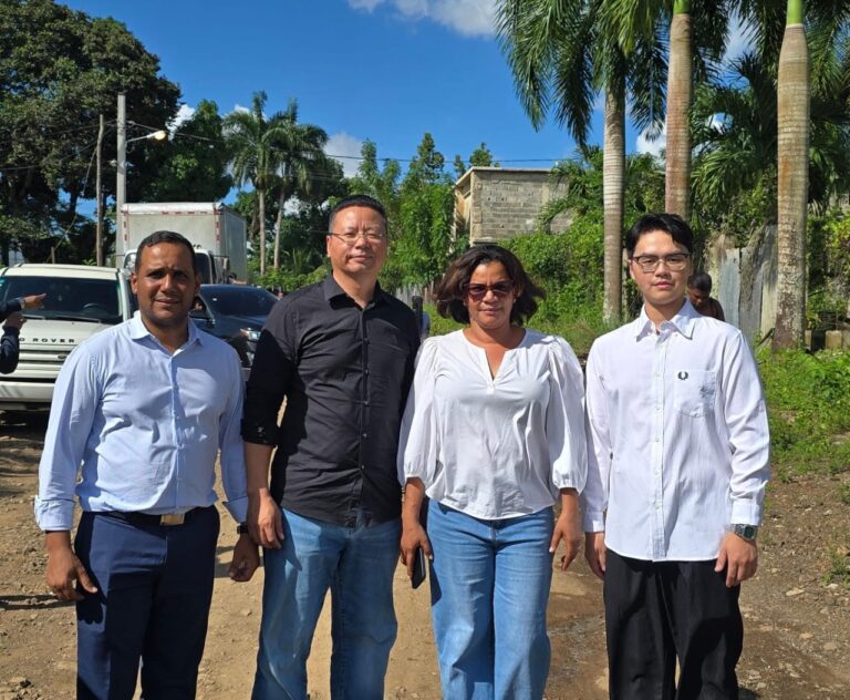 Gobernación de Monte Plata recibe donación de más de 1,000 raciones alimenticias de la Cámara de Comercio China