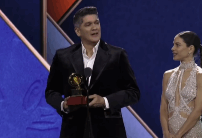 Eddy Herrera gana Latin Grammy (video) – #DeInteres   #FVDigital