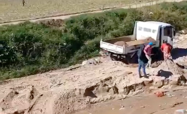 Denuncian creciente extracción de arena del río Tireo – #DeInteres   #FVDigital