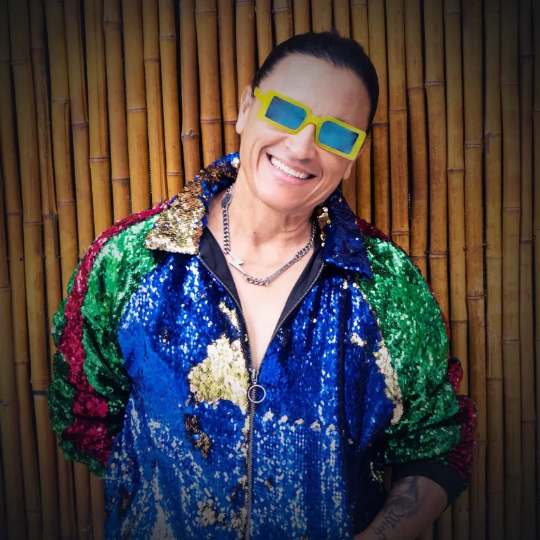 Elvis Crespo mantiene su apuesta por el merengue tras casi 30 años de carrera