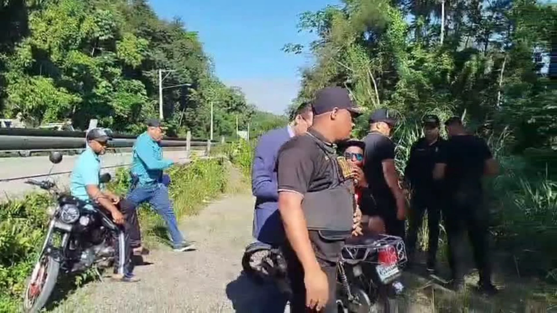 Hallan cuerpo sin vida envuelto en una sábana en Loma Miranda