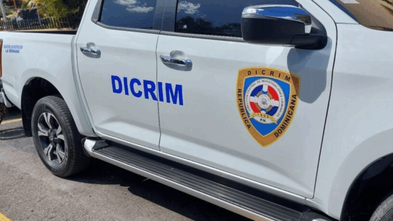 Intensa búsqueda policial por fugitivo tras incidente en Los Girasoles, Santo Domingo
