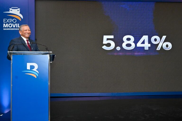 ExpoMóvil Banreservas 2025 capta interés de clientes #FVDigital