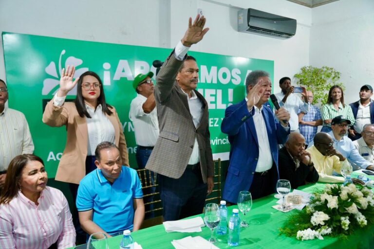 Raymundo Ramírez se juramenta en la Fuerza del Pueblo #FVDigital