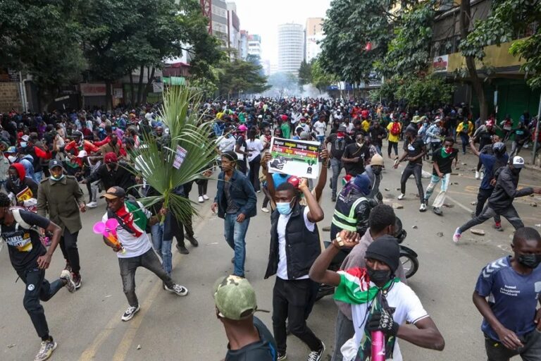 Amnistía Internacional: Gobierno de Kenia usó troles en redes para reprimir protestas de la Generación Z