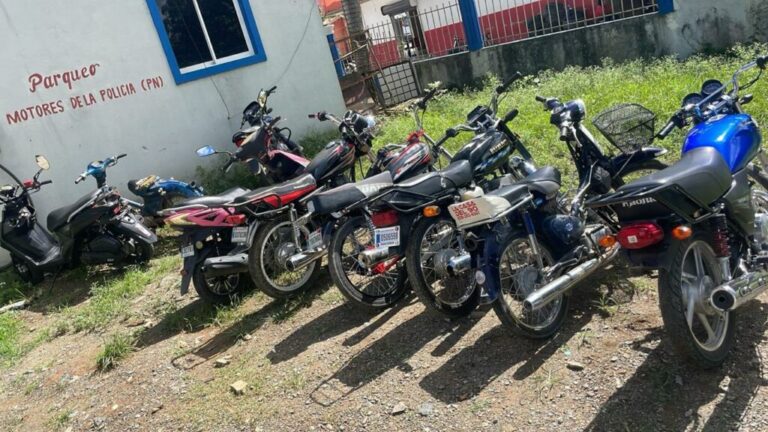 Policiales: Policía desmantela puntos de drogas, apresa varios y ocupa motocicletas en Monte Plata – Inicio – Policía Nacional de la República Dominicana