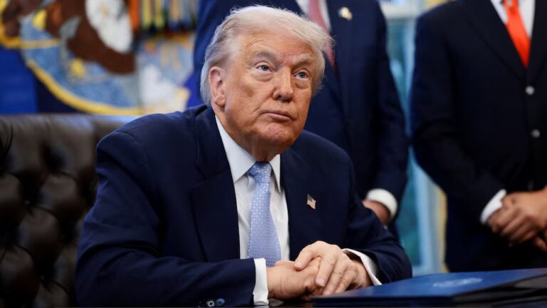 EE.UU. emite alerta a vuelos civiles por creciente actividad militar en Venezuela