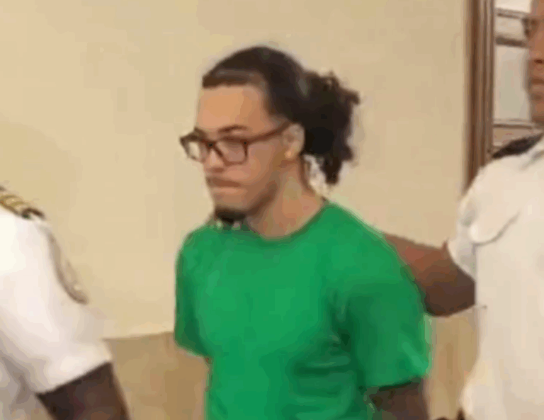 Padre de John 42: “Mi hijo no es delincuente” – #DeInteres   #FVDigital