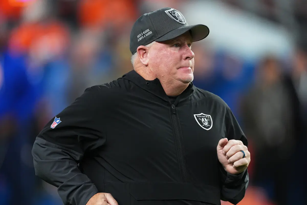 las-vegas-raiders-offensive-coordinator-116126680.jpg