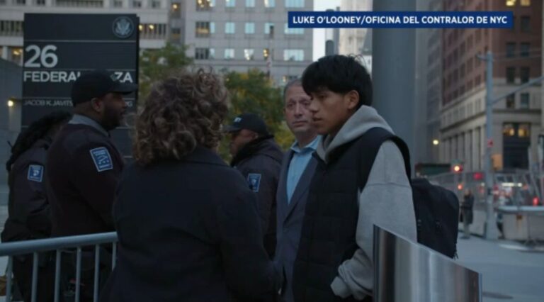 Juez ordena liberar a un menor detenido por ICE