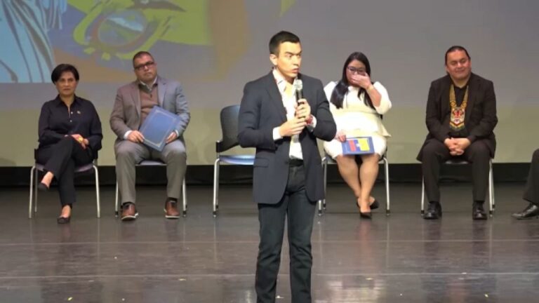Daniel Noboa se reúne con migrantes ecuatorianos en NY