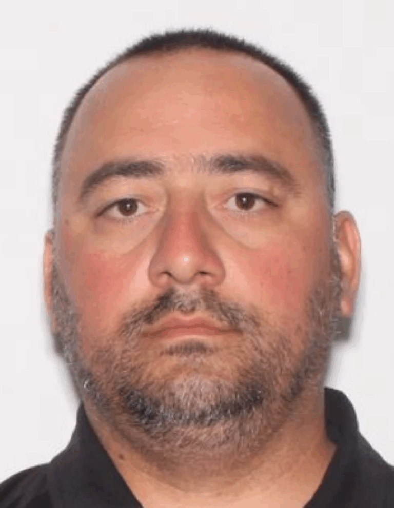 FBI ofrece recompensa de $10,000 por acusado con vínculos en República Dominicana