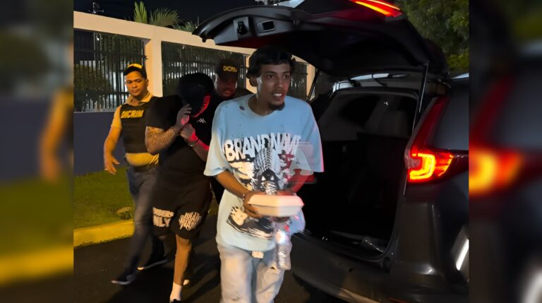 Autoridades de San Francisco de Macorís investigan incidente con dos detenidos y buscan a tercer sospechoso