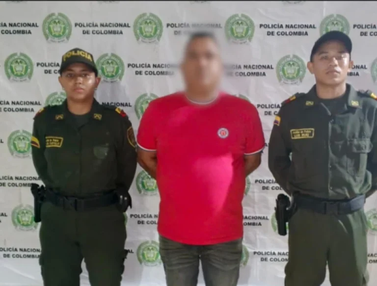 Colombia desarticula red transnacional vinculada a dominicanos dedicada a tráfico de migrantes y falsificación documental