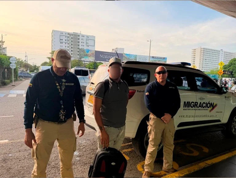 Migración Colombia expulsa a dominicano con documentación presuntamente falsa en Cartagena