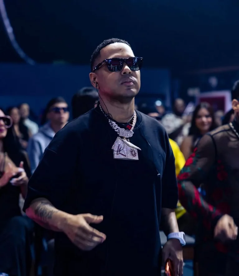 Santiago Matías reafirma autoría exclusiva de ‘La Casa de Alofoke’ tras entrevista de colaborador