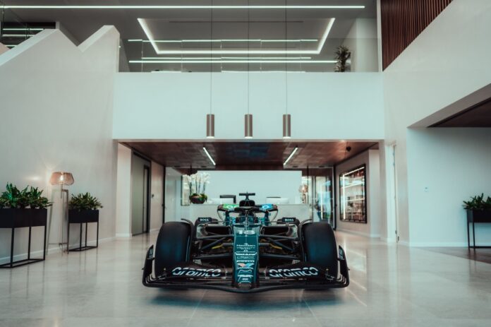 fabrica-aston-martin-f1.jpg