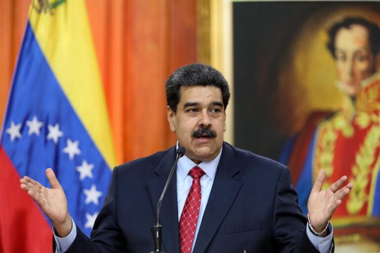 Maduro llama a petroleros a organizar «una gran protesta mundial» contra EE. UU.
