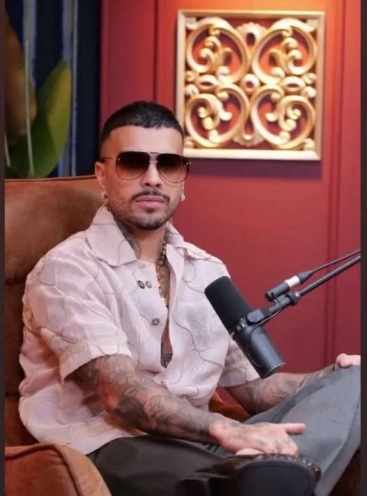 rauw-alejandro-en-una-entrevista.webp.webp