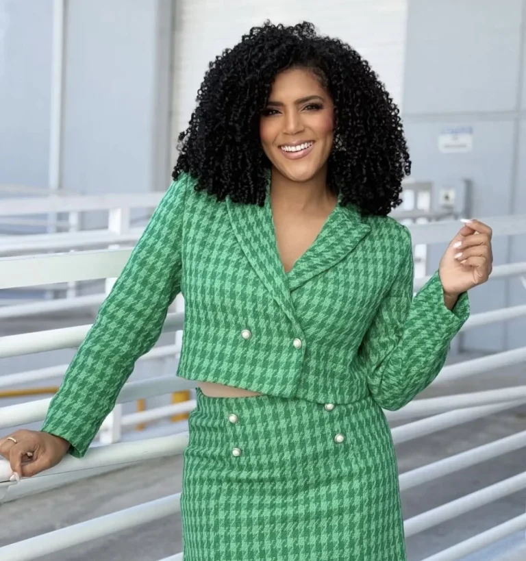 Francisca reflexiona sobre maternidad y nuevos estándares de belleza femenina