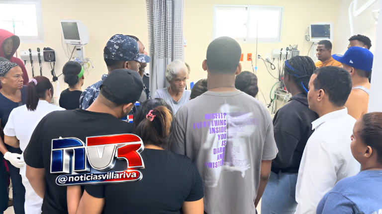 Alarma en Villa Riva tras traslado de joven declarado fallecido al hospital