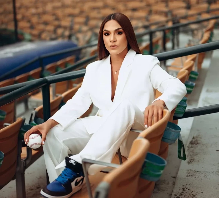 Paloma Almonte repite como conductora y reportera en el Clásico Mundial de Béisbol 2026