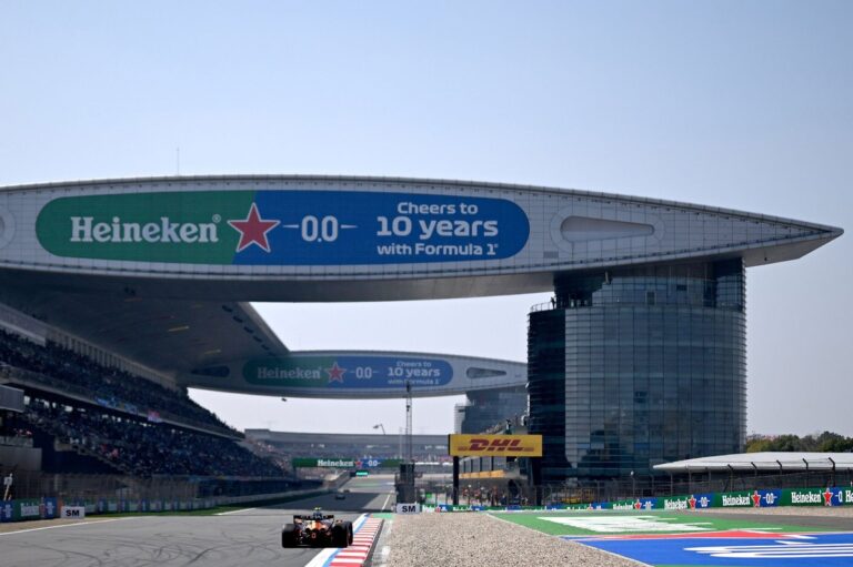 Shanghai ha pasado del ‘vacío’ a soñar con un millón de espectadores en la F1 #F1 #FVDigital