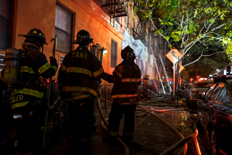 Alerta en Nueva York: un tercio de los paramédicos podría abandonar sus puestos por desigualdad salarial