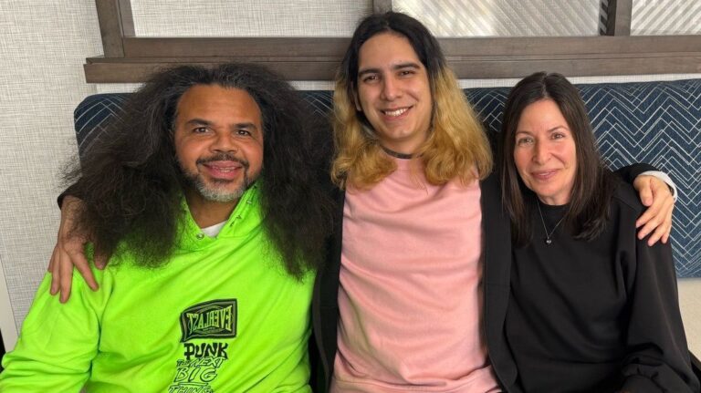 Estudiante de El Bronx detenido por ICE hace diez meses