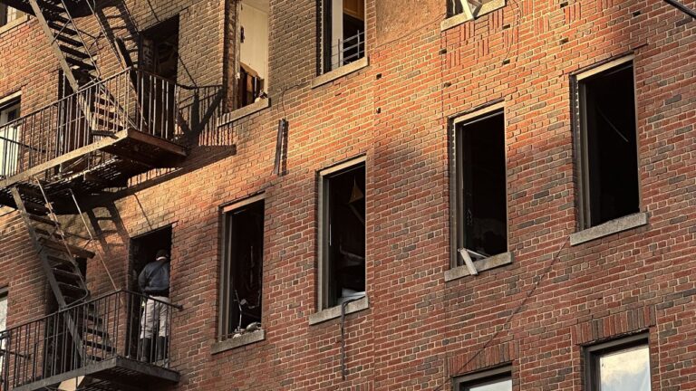 15 heridos, incluidos niños, tras un incendio en El Bronx