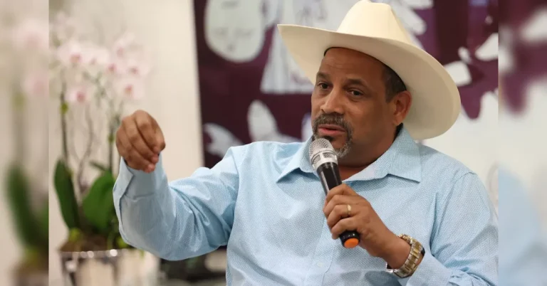 Alcaldía de Dajabón contrata ciudadanos haitianos para labores municipales