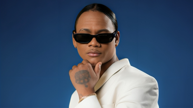 Dalvin La Melodía recibe premio Revelación en Premios Soberano