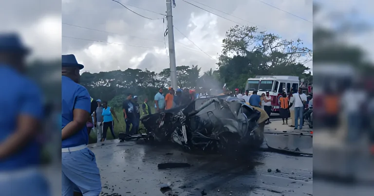 Accidente vial seguido de incendio deja un fallecido en Higüey
