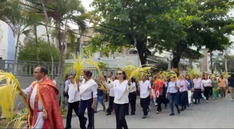 Hoy es Domingo de Ramos: Arrancó Semana Santa – #DeInteres   #FVDigital