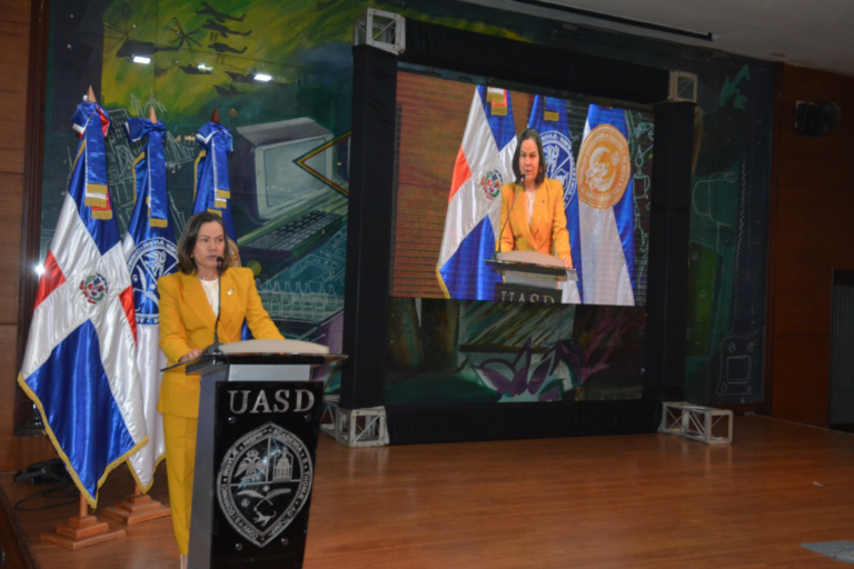 Facultad de Artes de la UASD presenta revista “In-Artes” y documental sobre su historia reciente #FVDigital