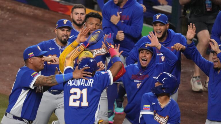 Venezuela derrota a Italia y se enfrentará a Estados Unidos en la final del Clásico Mundial de Béisbol