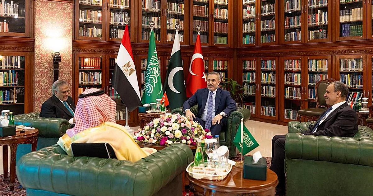 Irán acusa a Trump de usar la diplomacia para ganar tiempo antes de la operación terrestre