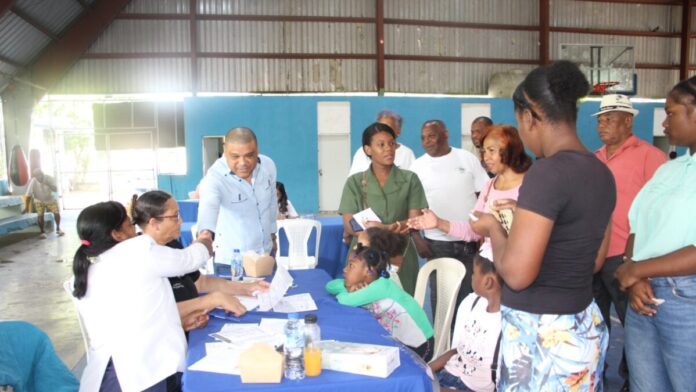 jornada-medica-en-guaricano-brinda-atencion-a-cientos-de-personas-en-sdn-20260310-012952-IKRg-1200x6.jpeg