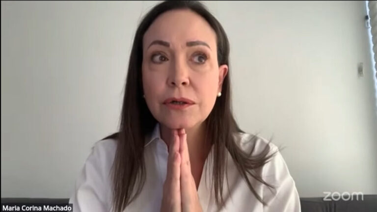 Machado agradece a gendarme argentino tras salir de #FVDigital