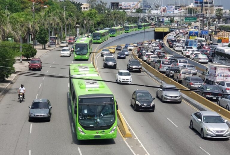 Motoconchistas y transportistas preocupados por aumento de combustibles #FVDigital