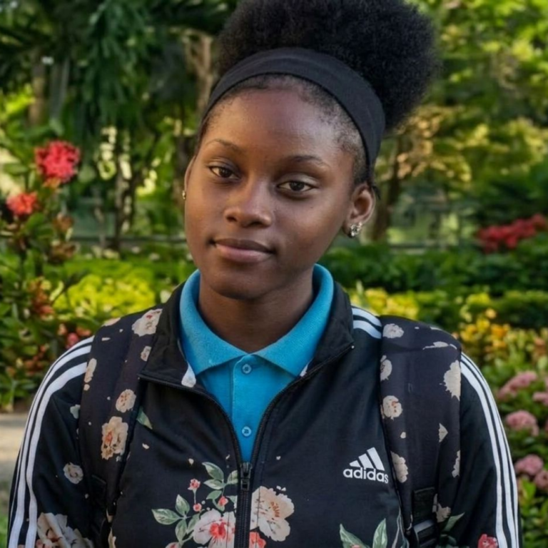 Adolescente estudiante destacada fallece en Consuelo